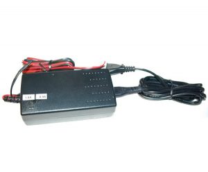 Charger for 12  16,8 V NiMH battery packs